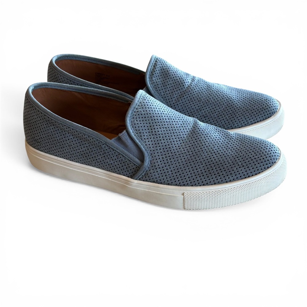 Steve Madden Zarayy Blue Perforated Slip On Sneakers Womens 9.5 Laser Cut Flats